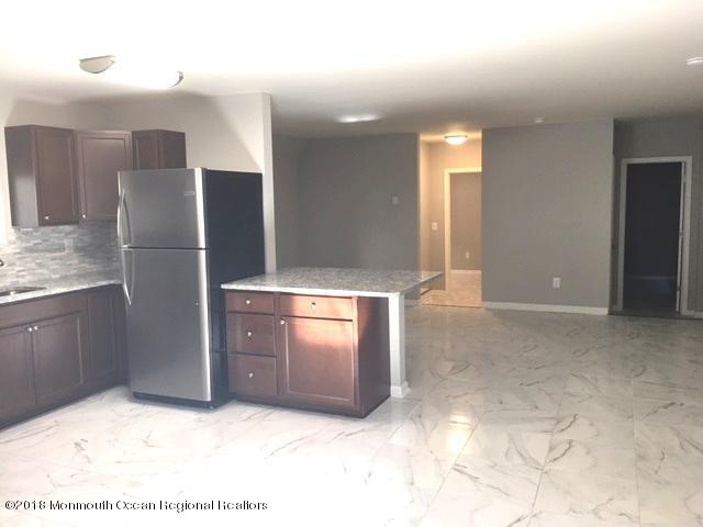 301 Franklin Avenue - Photo 1