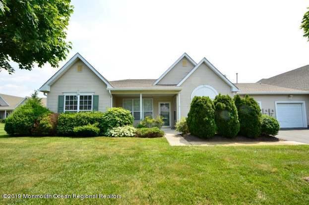 5 Foxwood Road - Photo 1