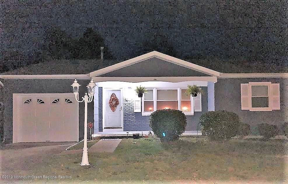 6 Salisbury Court - Photo 1