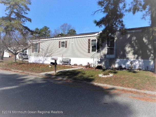 42 Woodchuck Parkway - Photo 1