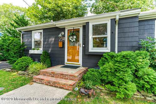 234 Passaic Avenue - Photo 1