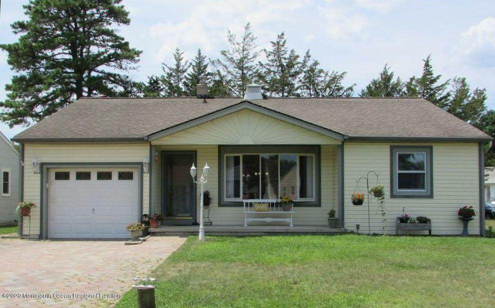 39 Nostrand Drive - Photo 1