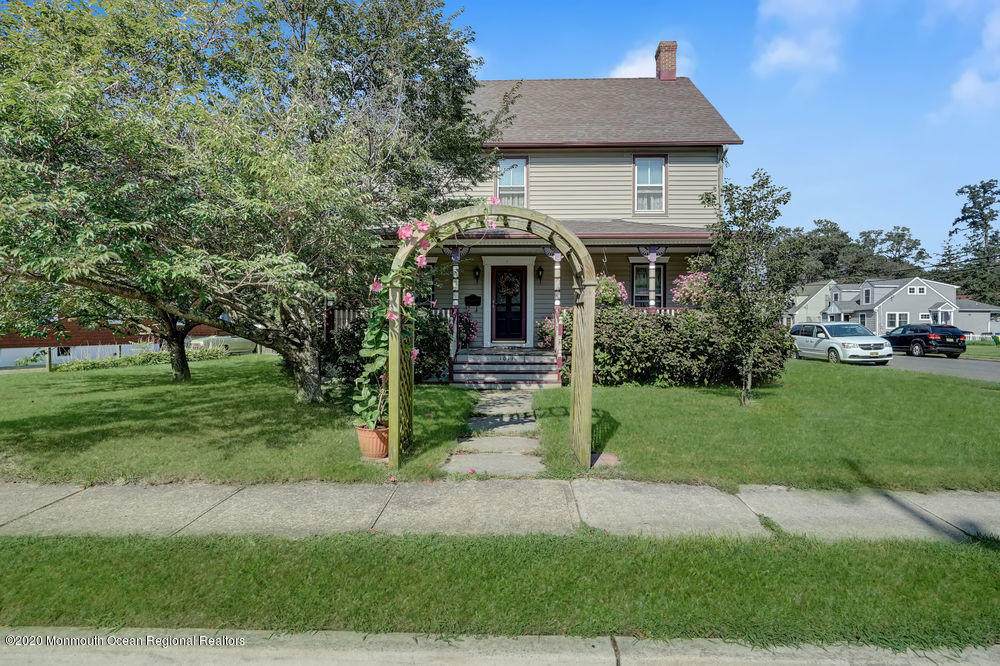 1011 Gowdy Avenue - Photo 1