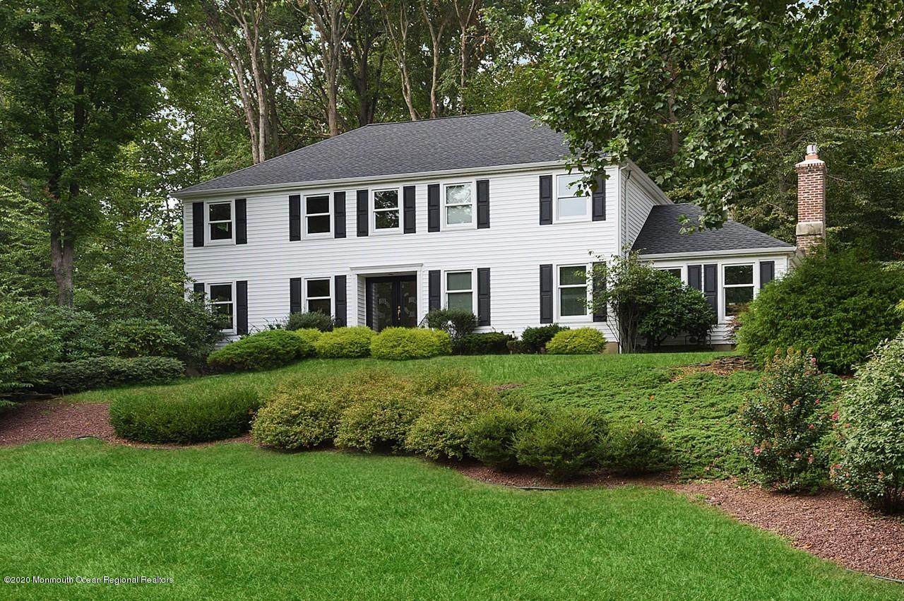 45 Howland Road - Photo 1