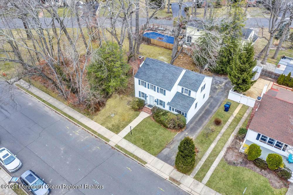 312 Lakeview Avenue - Photo 1