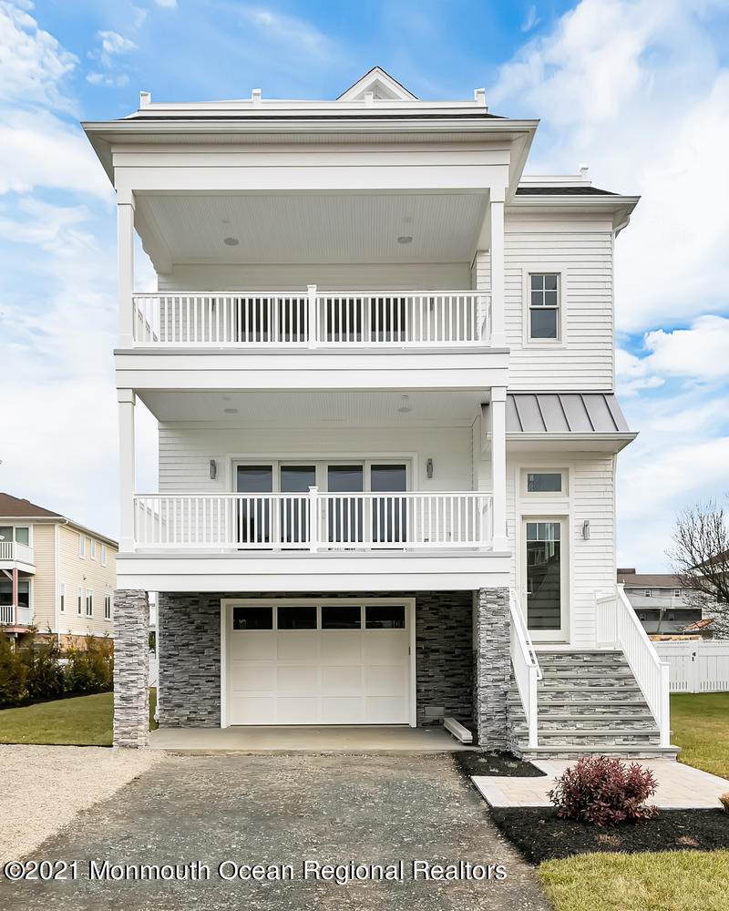 14 Garden Way - Photo 1