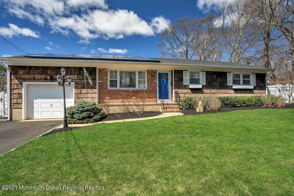 40 Laurelhurst Drive - Photo 1