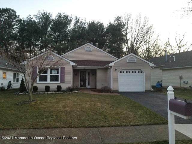 19 Chipmunk Drive - Photo 1