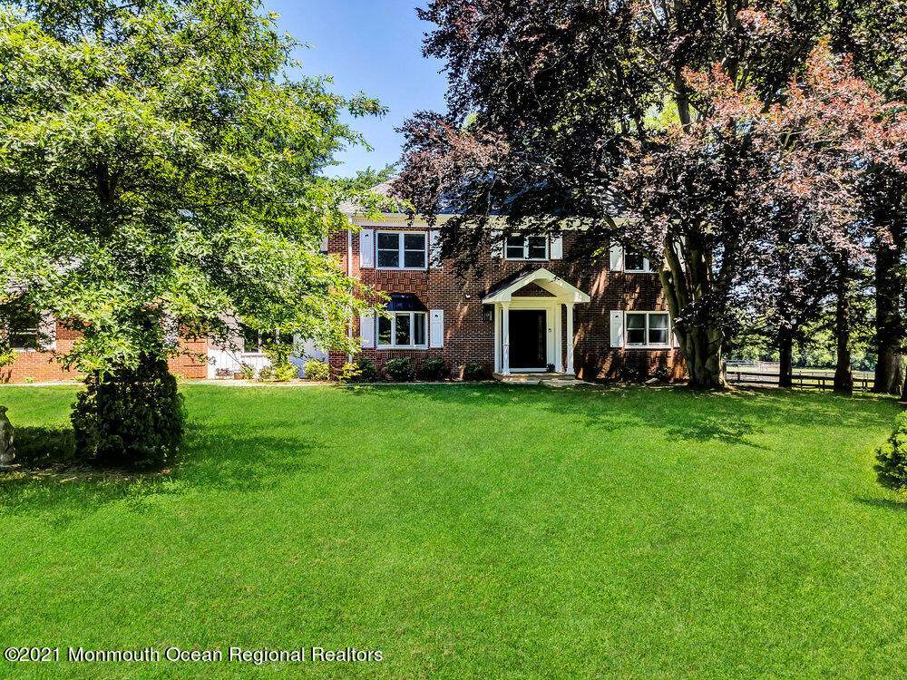 114 Montrose Road - Photo 1