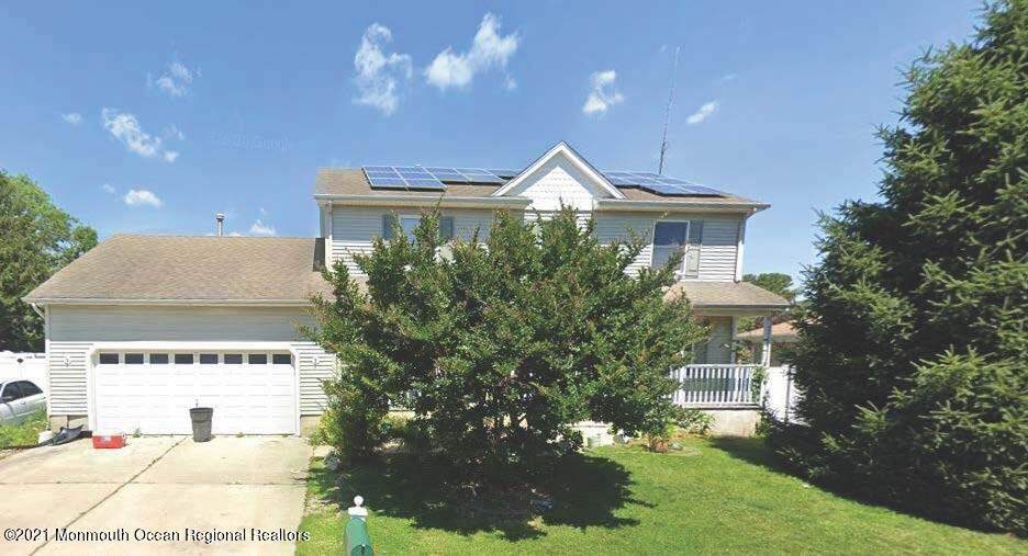 1428 Spray Avenue - Photo 1