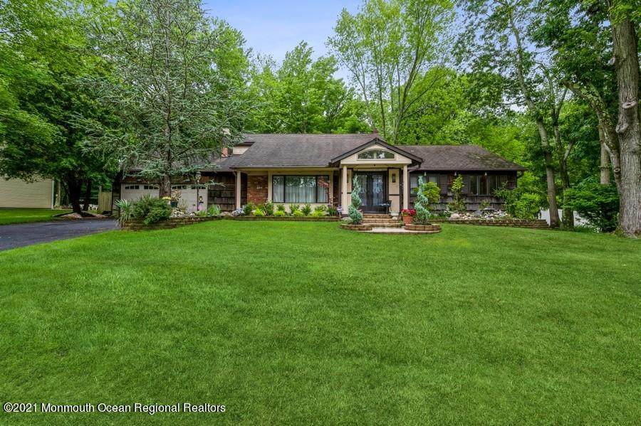 57 Millay Road - Photo 1