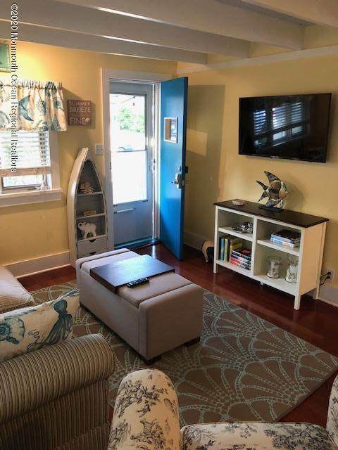 112 Clark Avenue - Photo 1