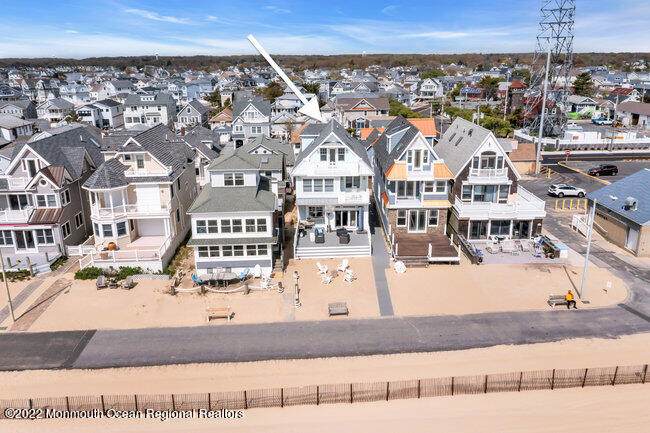 105 Beach Front - Photo 1