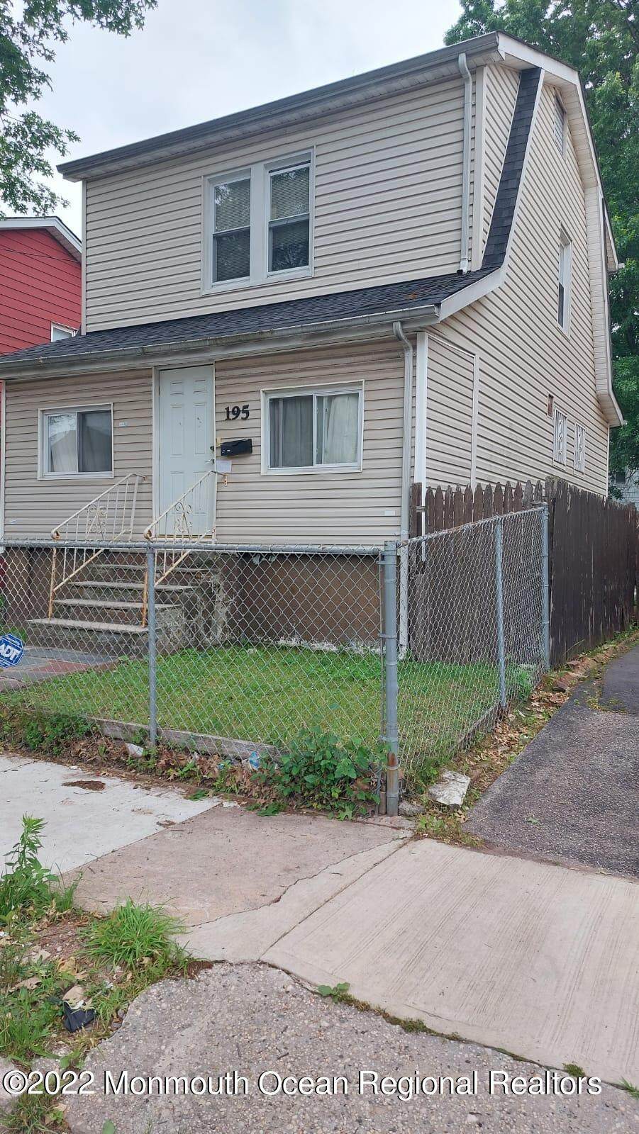 195 Sunset Avenue - Photo 1