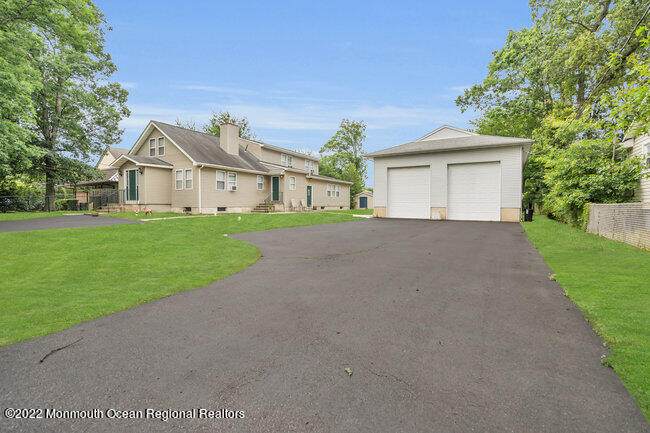 9 6th Street - Photo 1