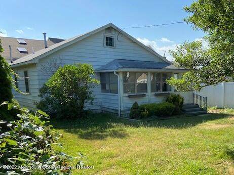 1230 Maplewood Road - Photo 1