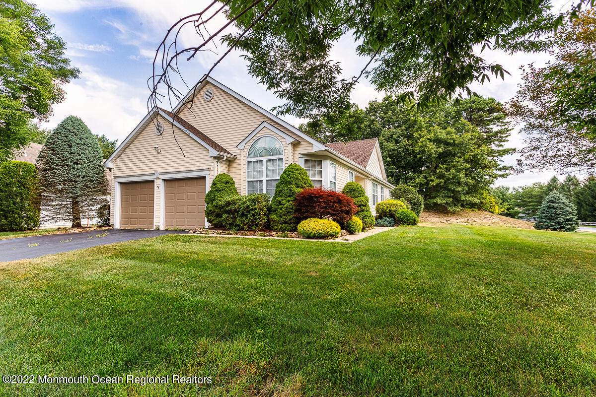 2961 Fieldcrest Lane - Photo 1