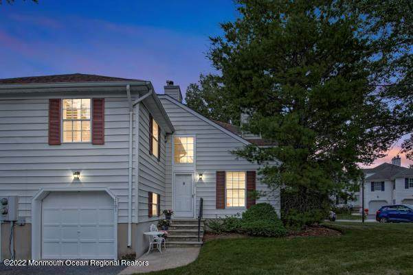 1703 Buckingham Circle - Photo 1