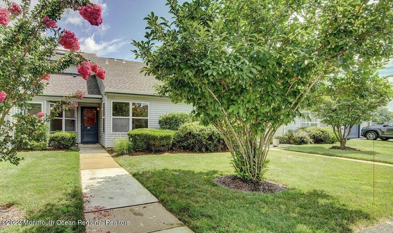82 Sunnymede Street - Photo 1