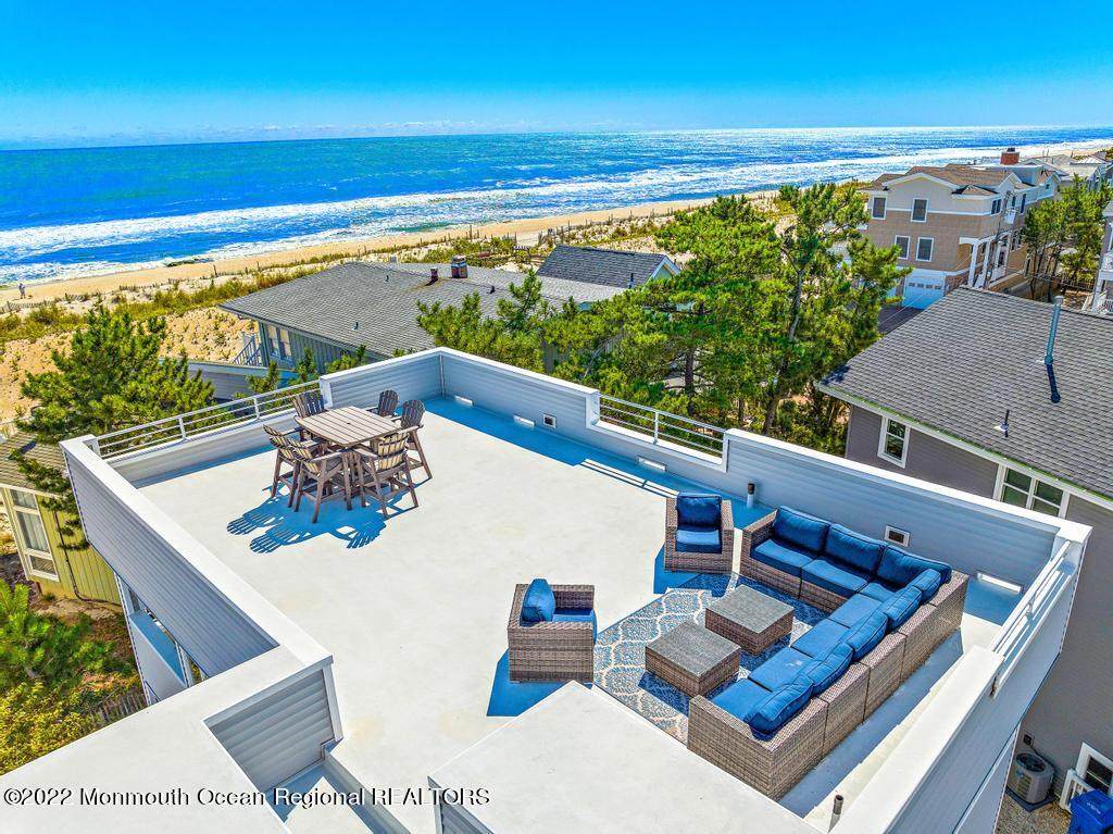 10 11th Street - Photo 1