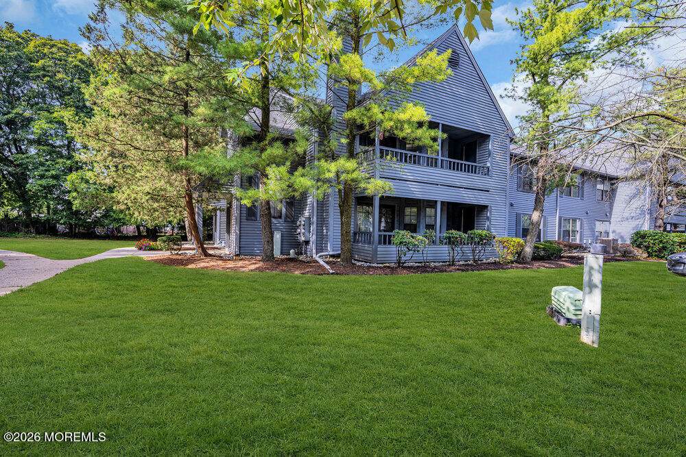 604 Woodhaven Drive - Photo 1