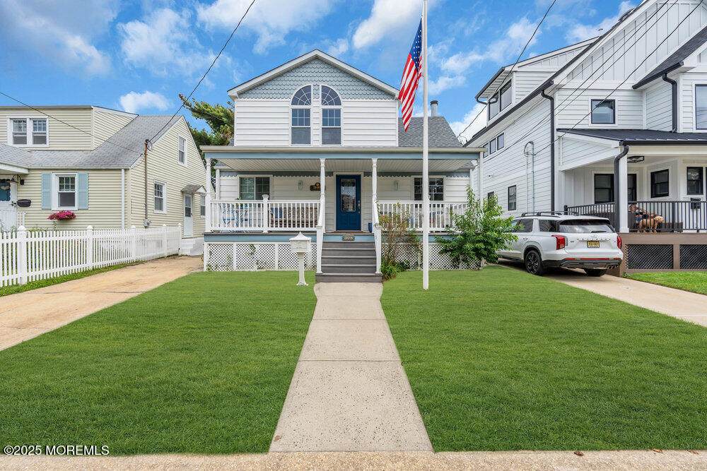 308 16th Avenue - Photo 1