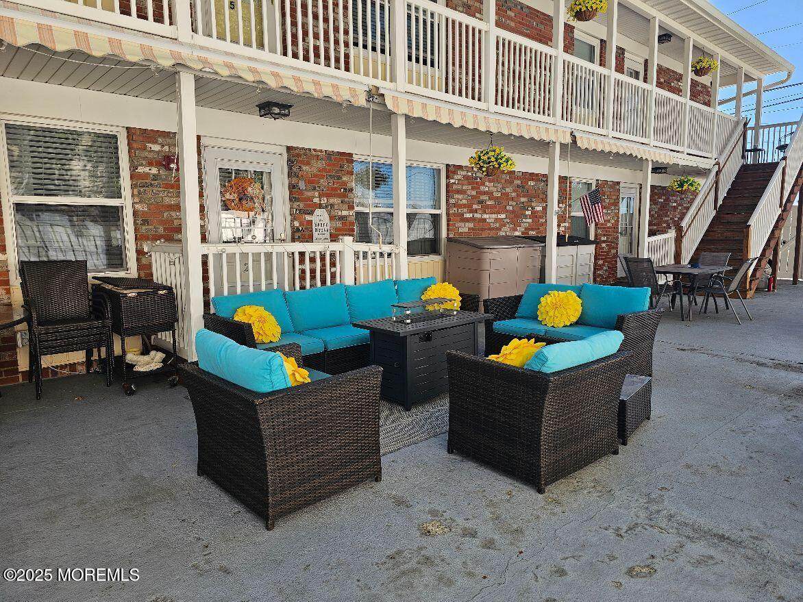 404 Bay Boulevard - Photo 1