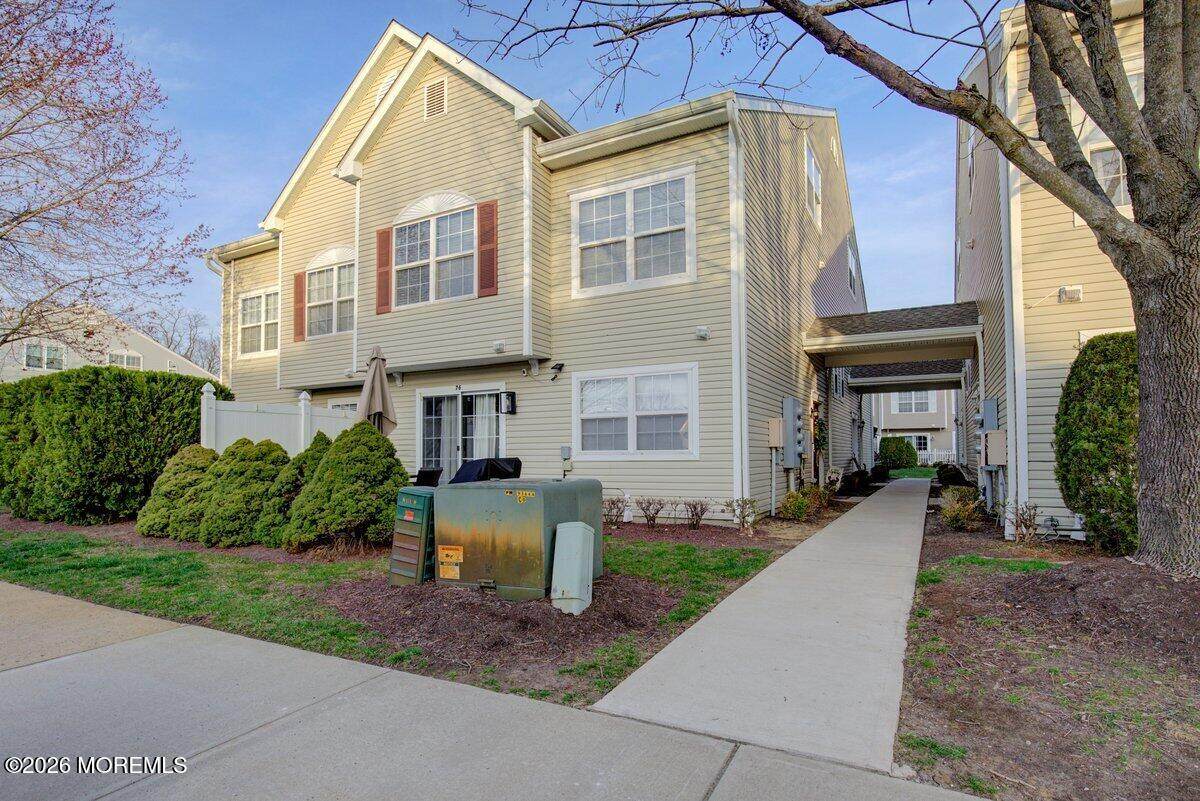 76 Shinnecock Hills Court - Photo 1