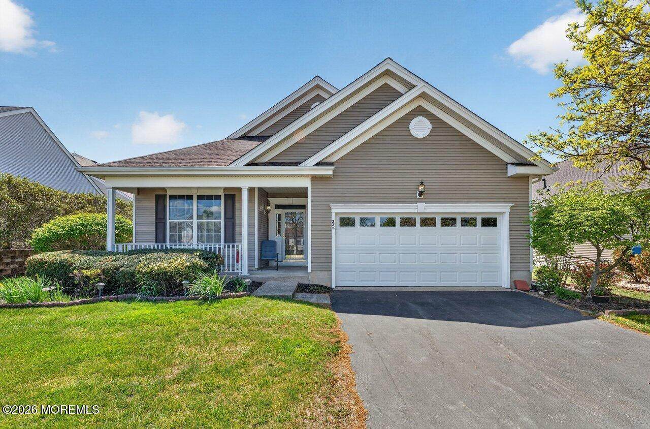 232 Mirage Boulevard - Photo 1