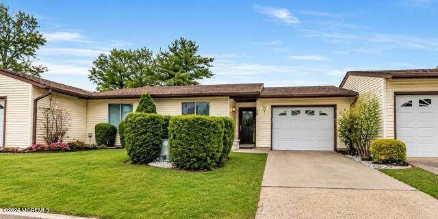 120B Ironwood Plaza - Photo 1