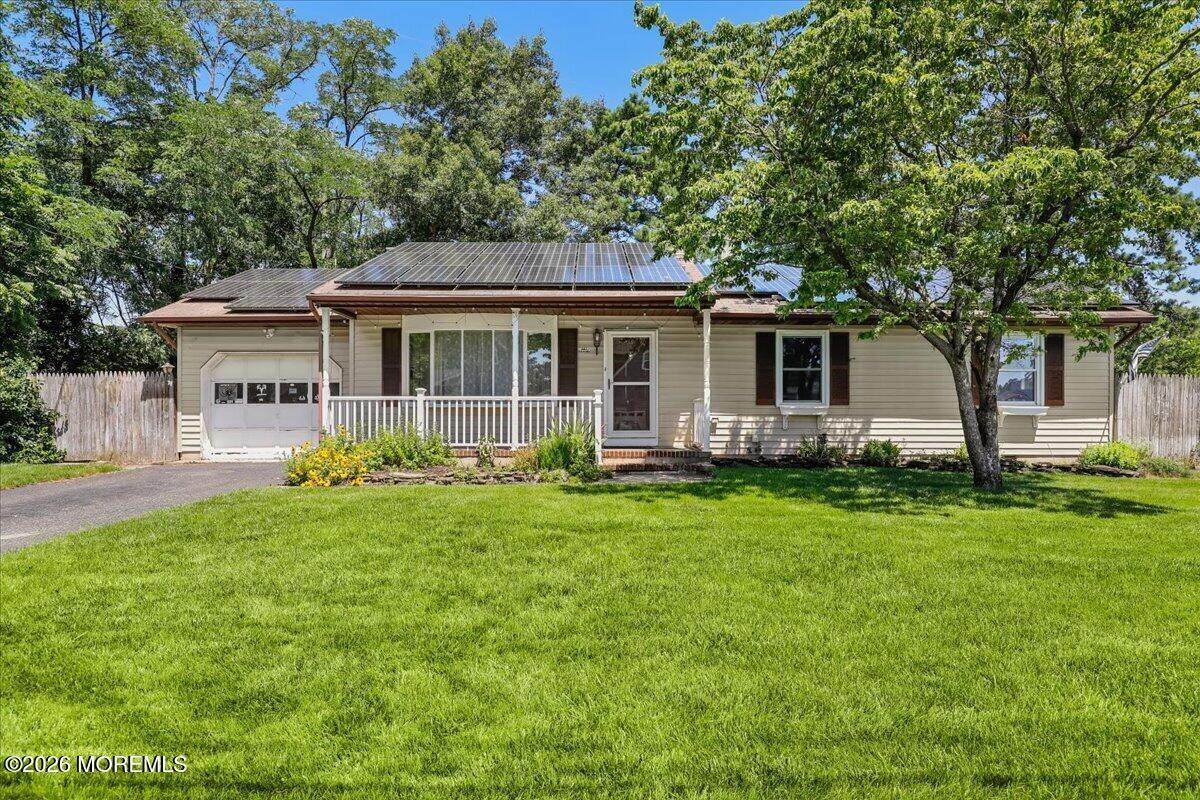 825 Madison Avenue - Photo 1