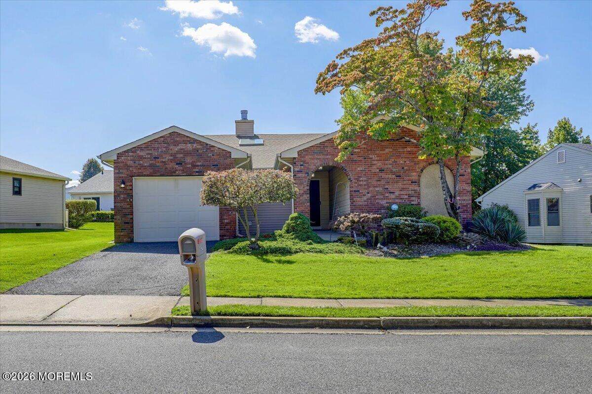 36 Lakeview Drive - Photo 1
