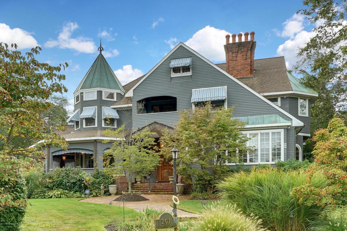 207 South Boulevard - Photo 1