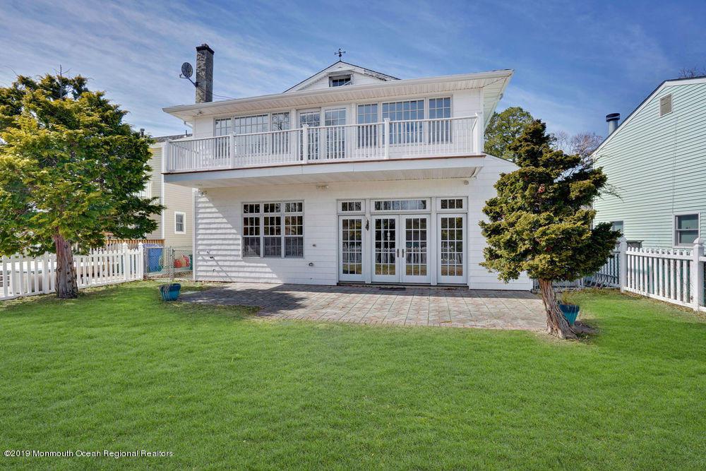 30 Lagoon Drive - Photo 1