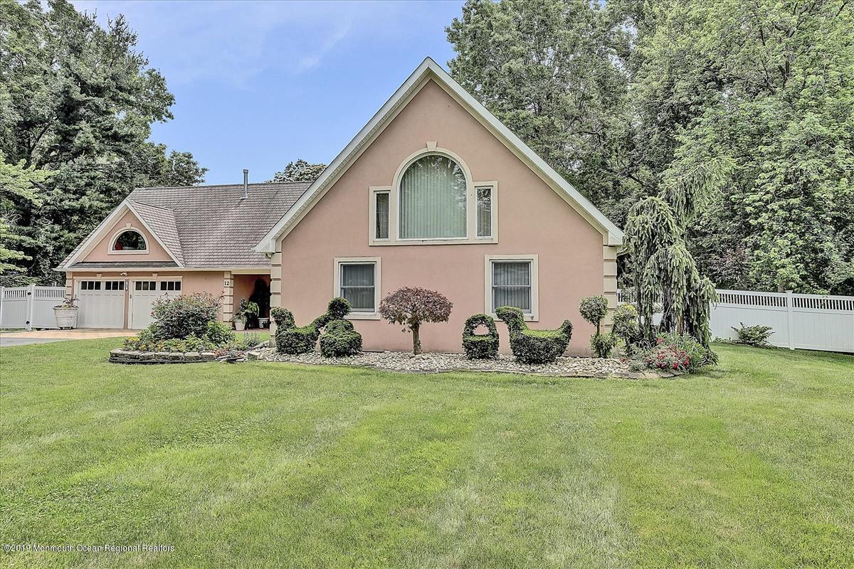 12 Stratford Drive - Photo 1