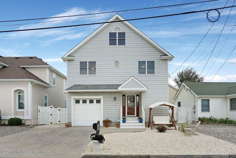 306 Arnold Avenue - Photo 1