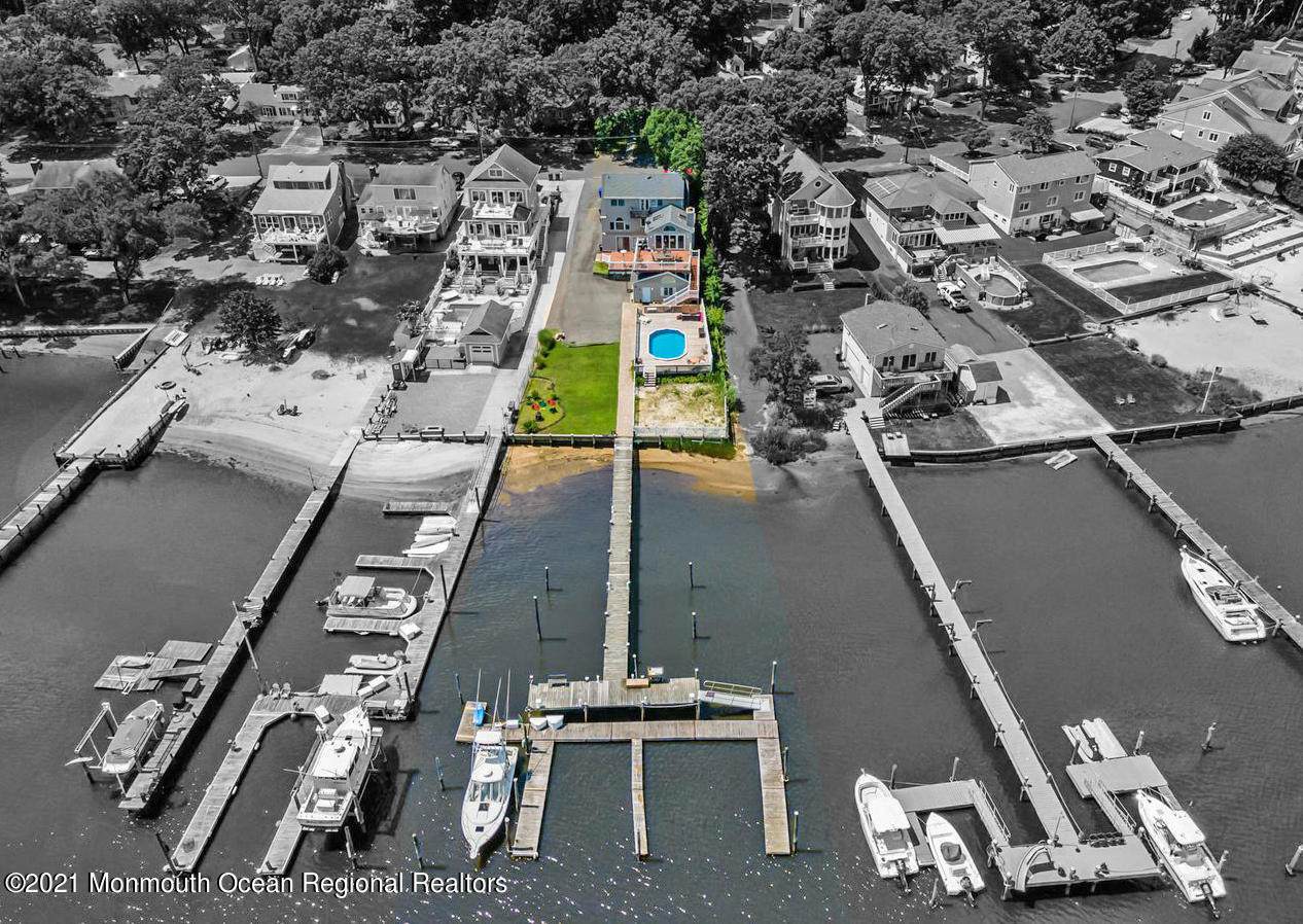 139 Riverside Drive - Photo 1
