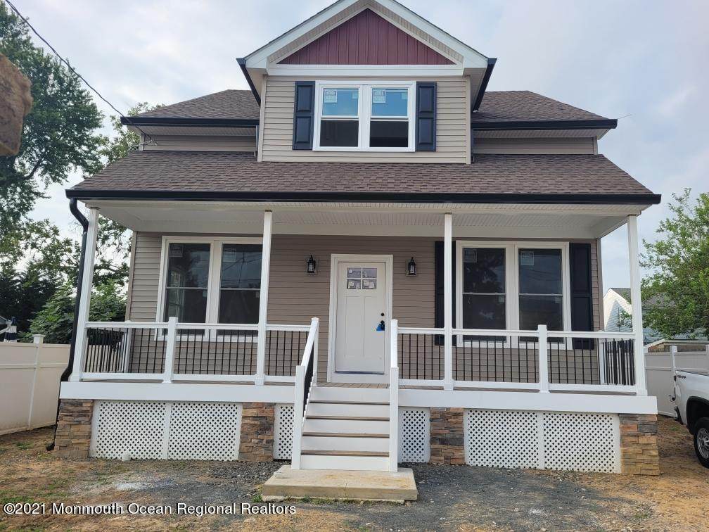 612 Lorillard Avenue - Photo 1