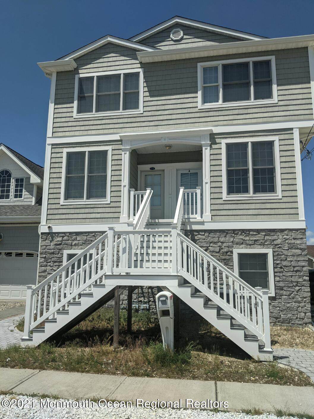 133 Randall Avenue - Photo 1