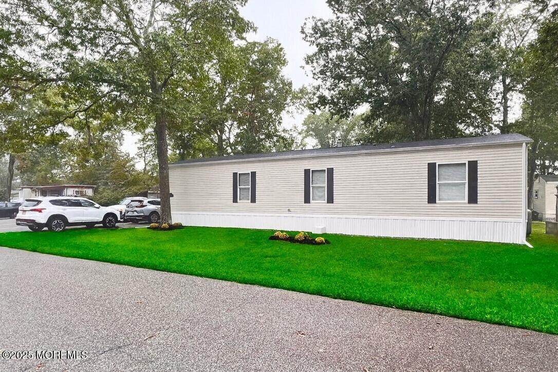 115 Cedar Lane - Photo 1