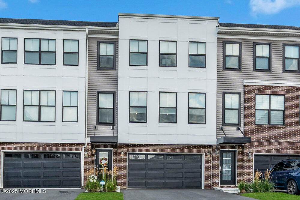 63 Bataan Avenue - Photo 1