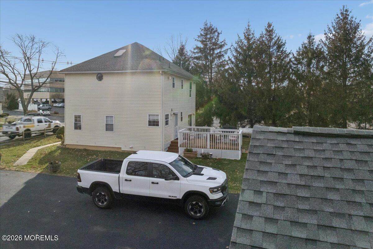 https://bt-photos.global.ssl.fastly.net/monmouth/orig_boomver_3_22537504-2.jpg