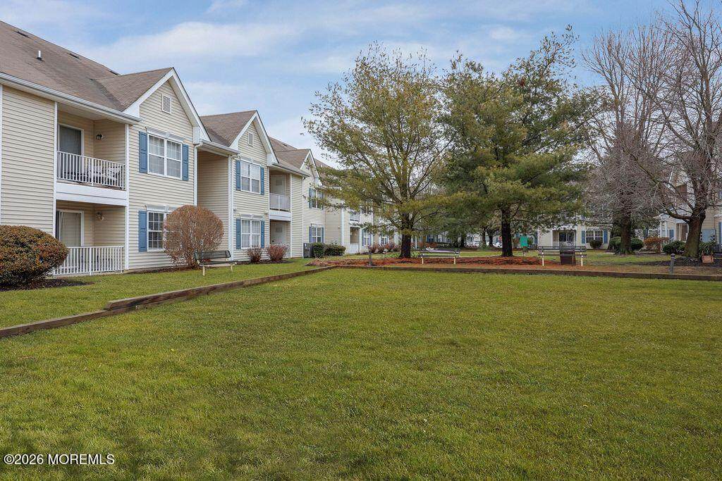 1015 Wedgewood Circle - Photo 1