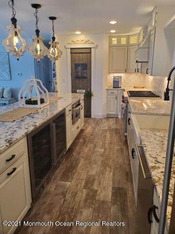 589 End Avenue - Photo 1