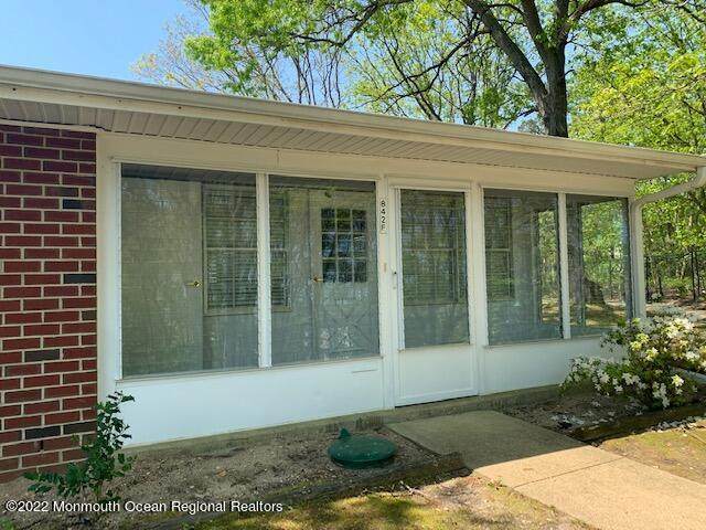 842 Inverness Court - Photo 1