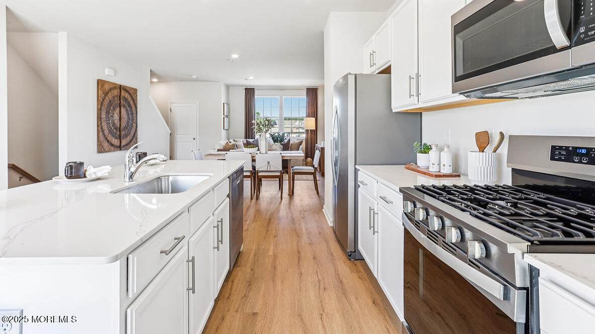 27 Bay Breeze Drive - Photo 1