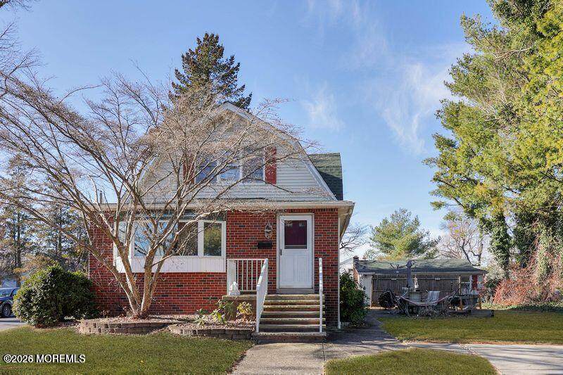 47-49 Appleton Avenue - Photo 1