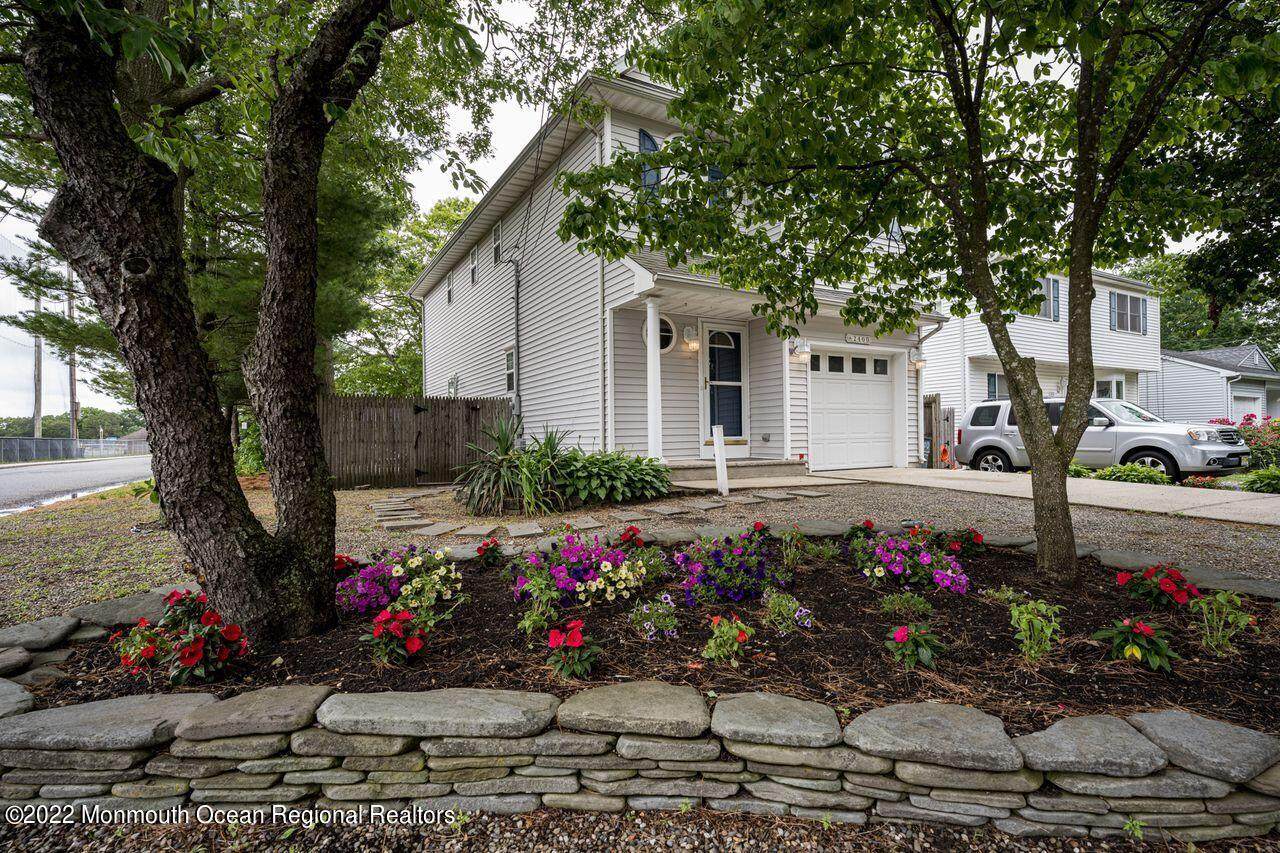 2400 Spruce Street - Photo 1