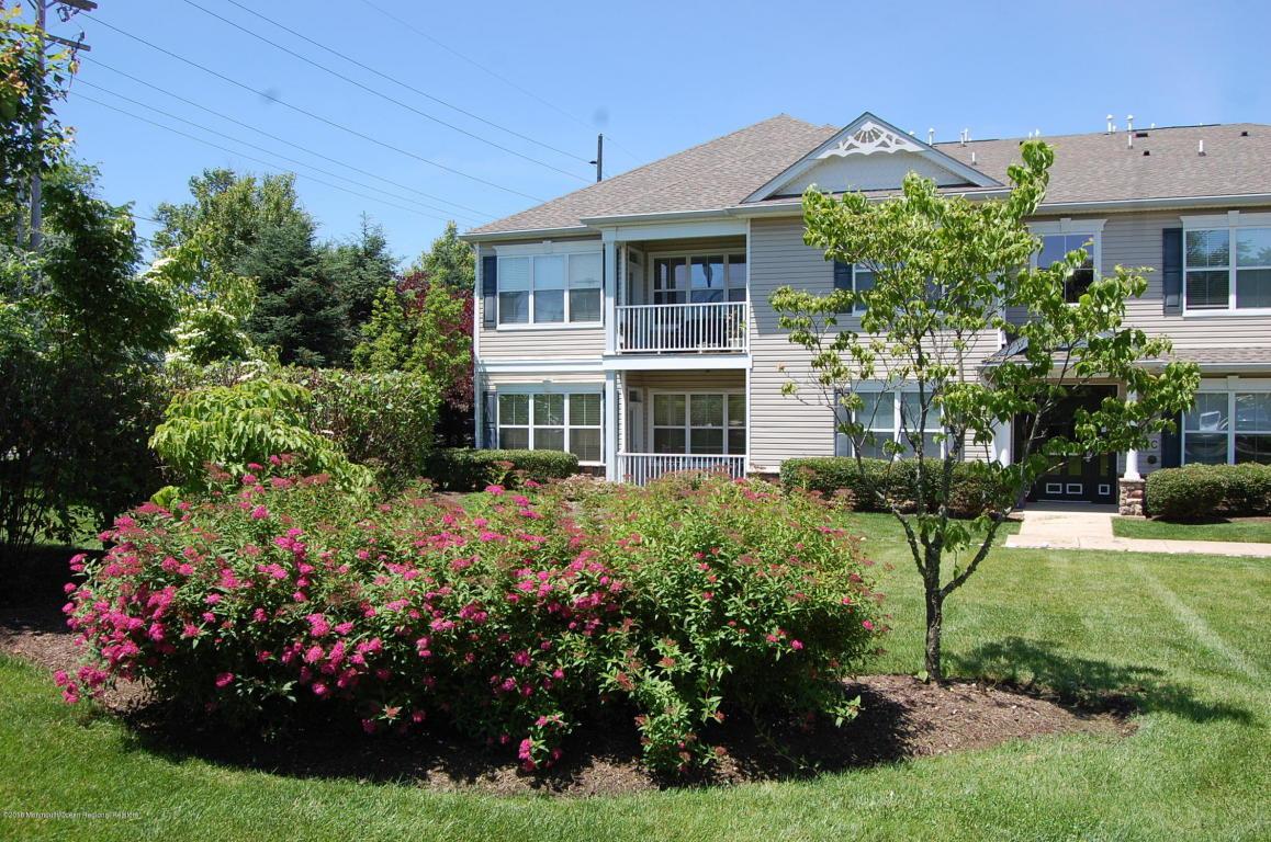 111 Sloan Court - Photo 1