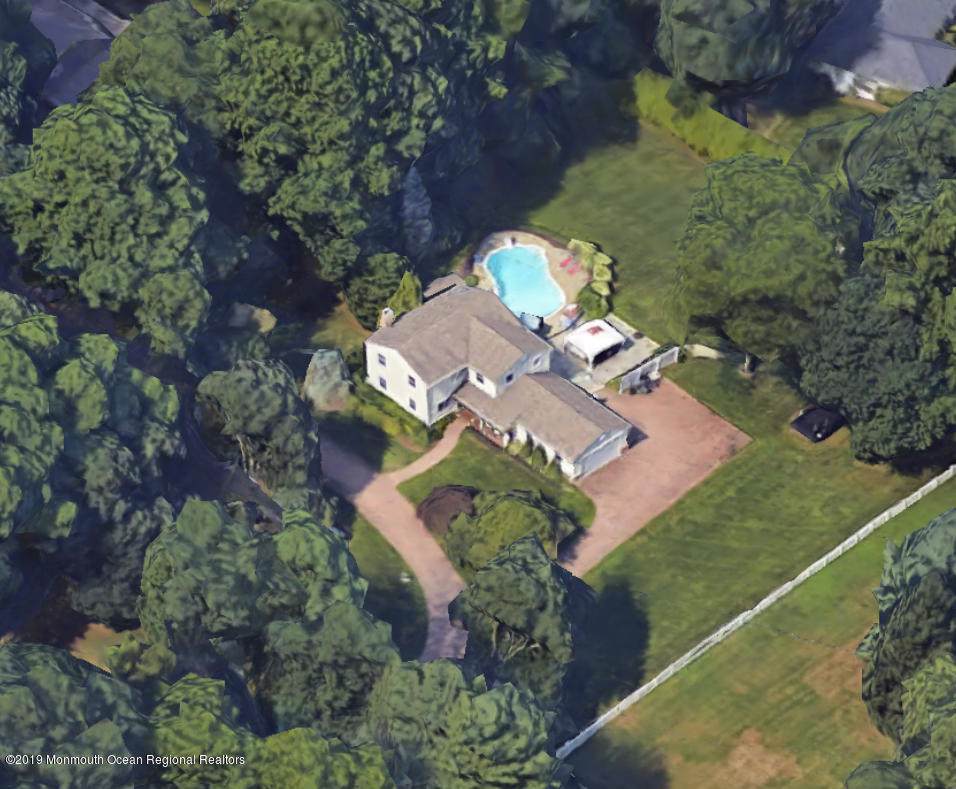 111 Hickory Lane - Photo 1